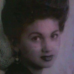 Meet your Posher, Lorrie